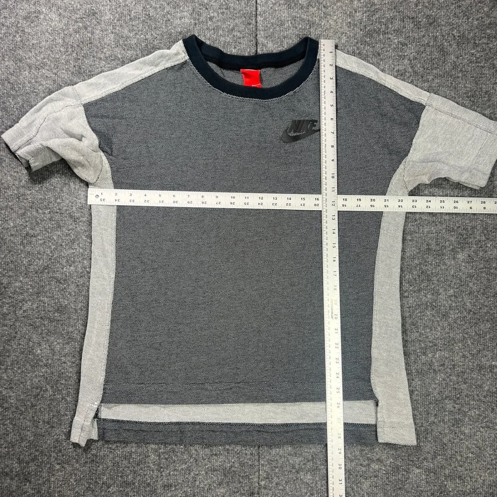 Nike Womens Small Rally Plus Crewneck Sportswear Tech Knit Short Sleeve Top Grey